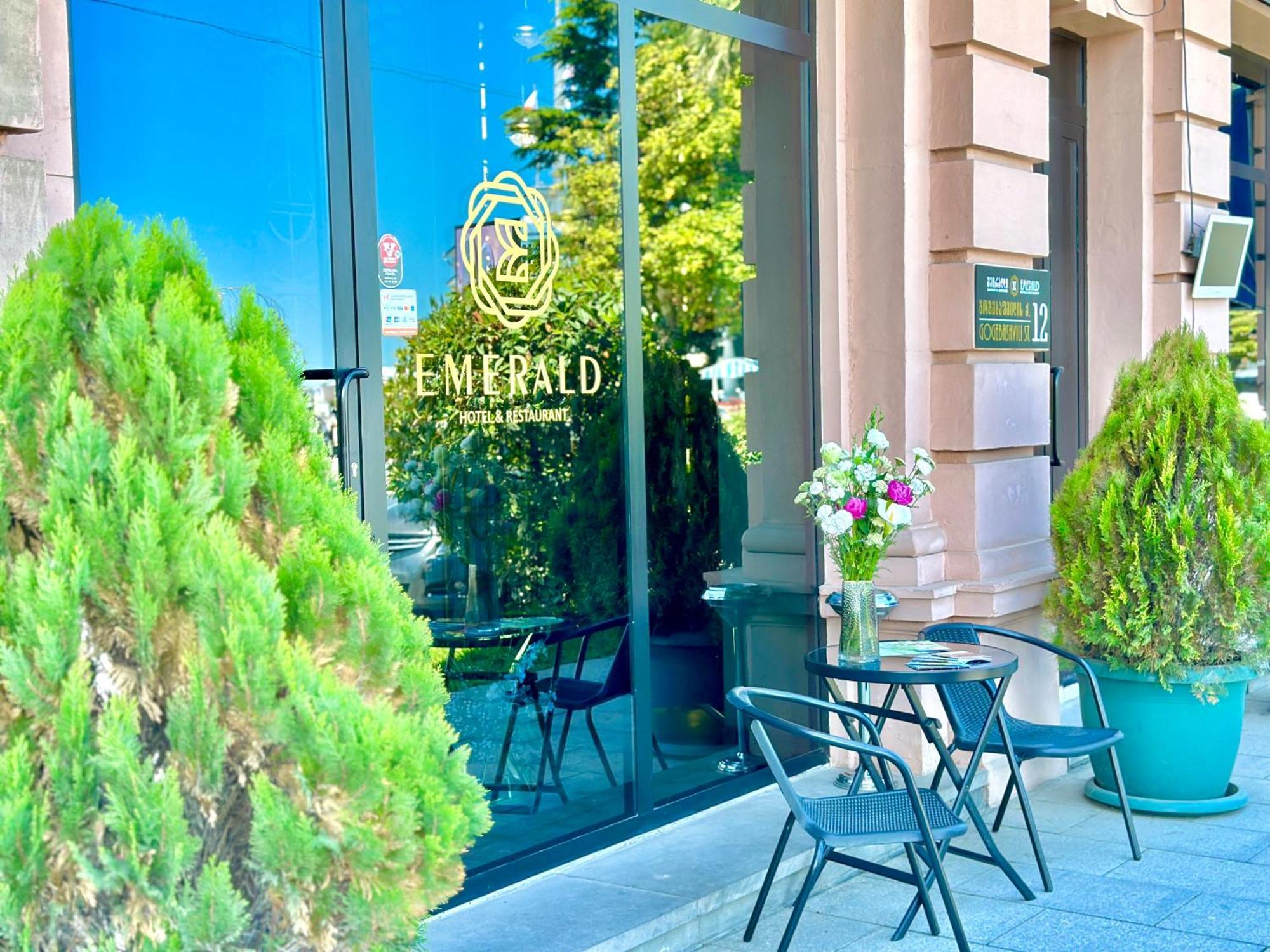 Emerald Hotel Batum Dış mekan fotoğraf
